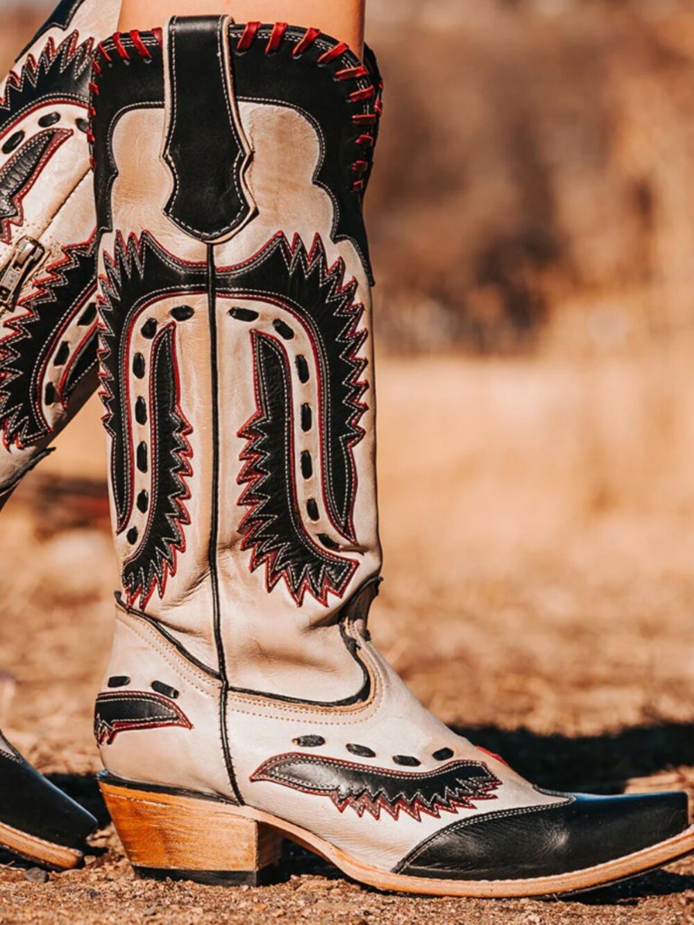 Freebird Wayne Boots- Brand New! size 9